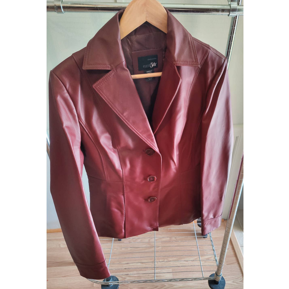Burgandy Leather Jacket Ladies Size Small  East 5th